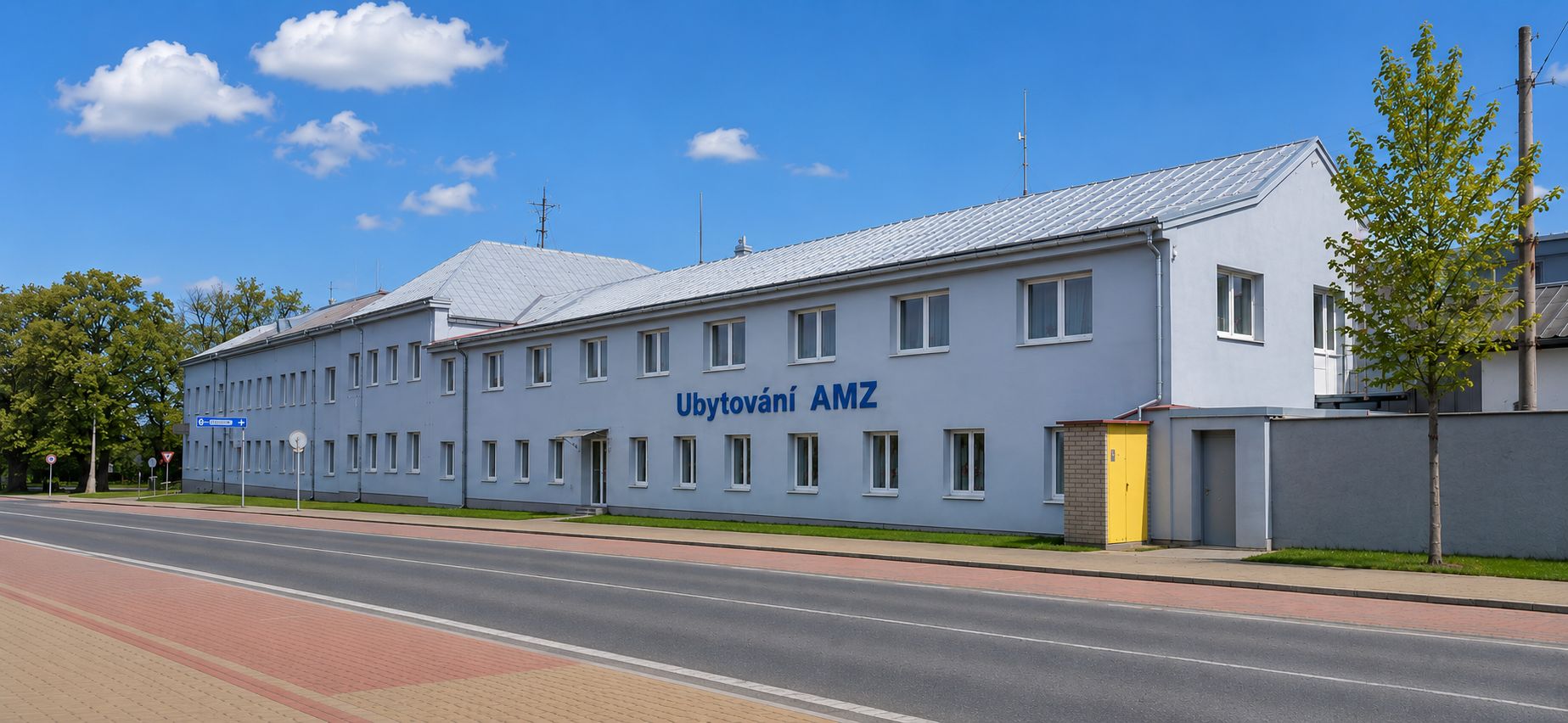 Ubytování AMZ Brandýs nad Labem – exteriér